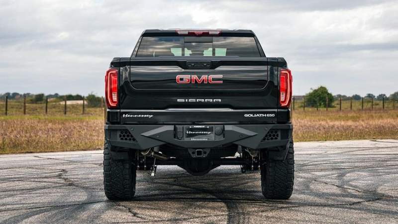 Hennessey сделала пикапы от Chevrolet и GMC мощнее и внедорожнее