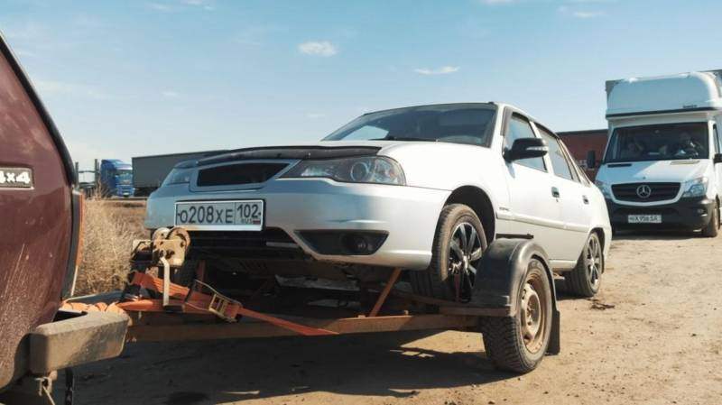 Казахстанцам запретили управлять авто с иностранным учётом отдельными правилами