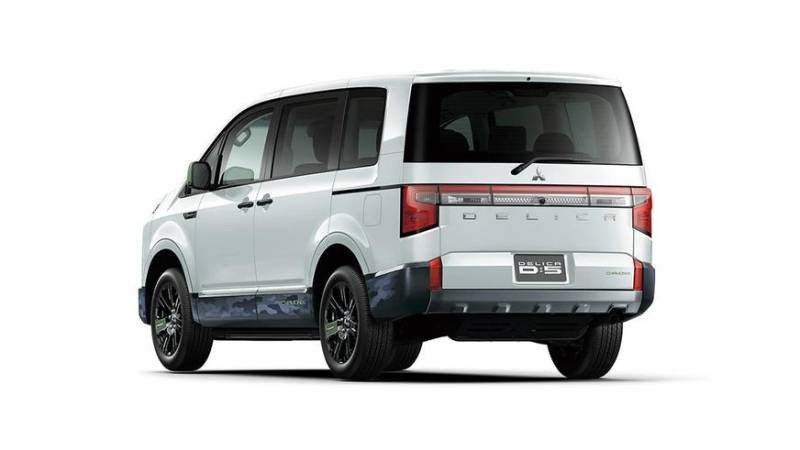 Mitsubishi Delica получила «зимнюю» спецверсию Chamonix