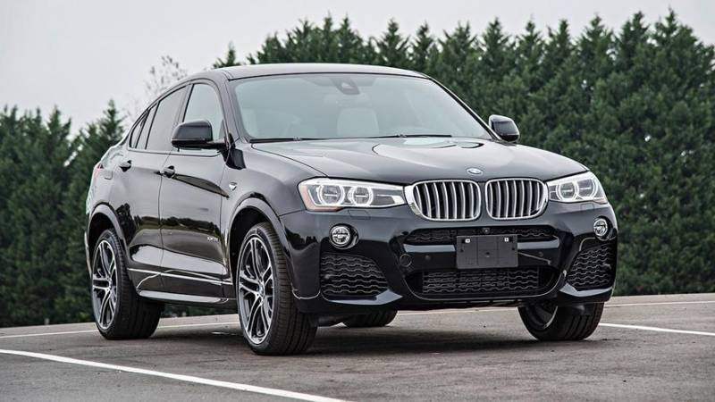Опасные подушки безопасности обнаружили в BMW X5