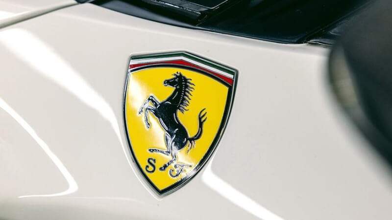 Редкий Ferrari без пробега оценили почти в 5 миллионов евро