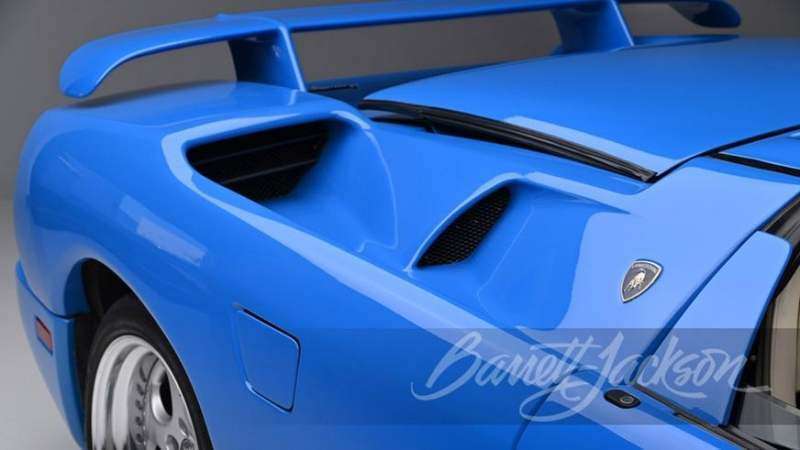 Lamborghini Diablo из гаража Дональда Трампа продают со смотанным пробегом