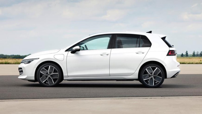 Volkswagen Golf обновился: он теперь 8.5