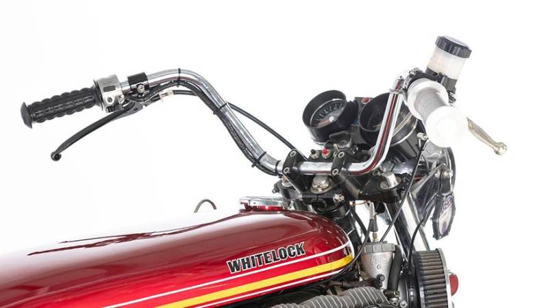 Мотоцикл с 48 цилиндрами предлагают купить на аукционе