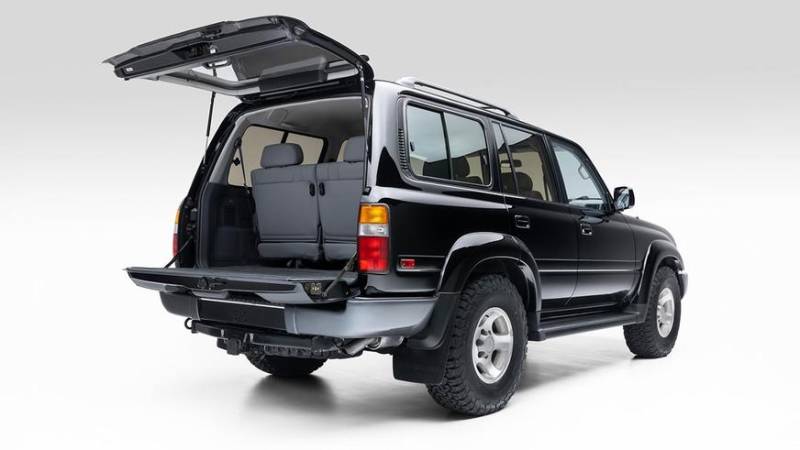 Почти 100 тысяч долларов отдали в США за Toyota Land Cruiser 80