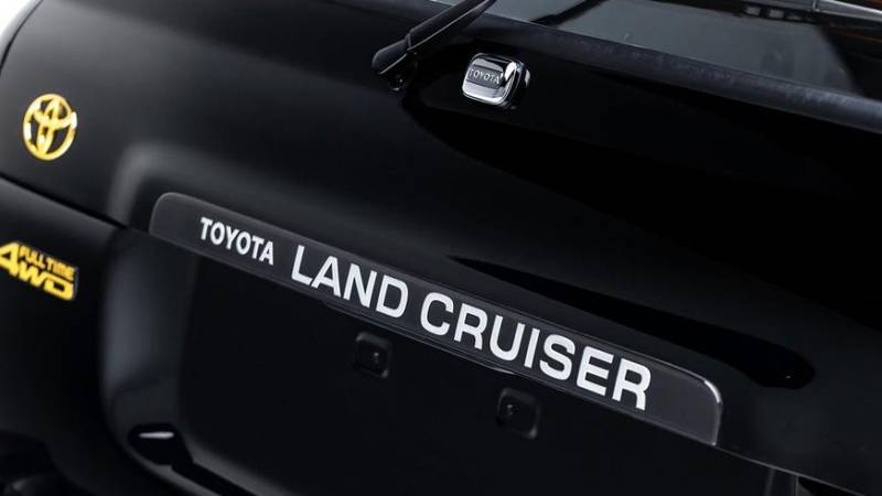 Почти 100 тысяч долларов отдали в США за Toyota Land Cruiser 80