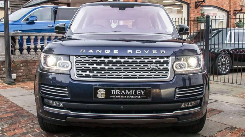 В продаже появился Range Rover, на котором ездили королева Елизавета II и Барак Обама