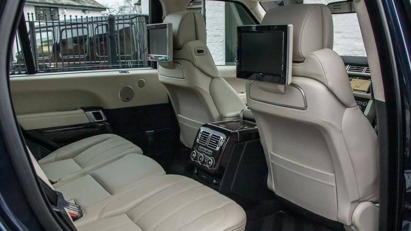 В продаже появился Range Rover, на котором ездили королева Елизавета II и Барак Обама