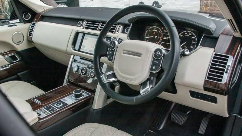 В продаже появился Range Rover, на котором ездили королева Елизавета II и Барак Обама