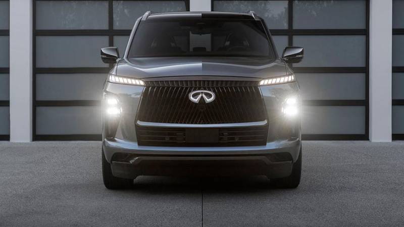 Новый Infiniti QX80: смена V8 на 456-сильный V6