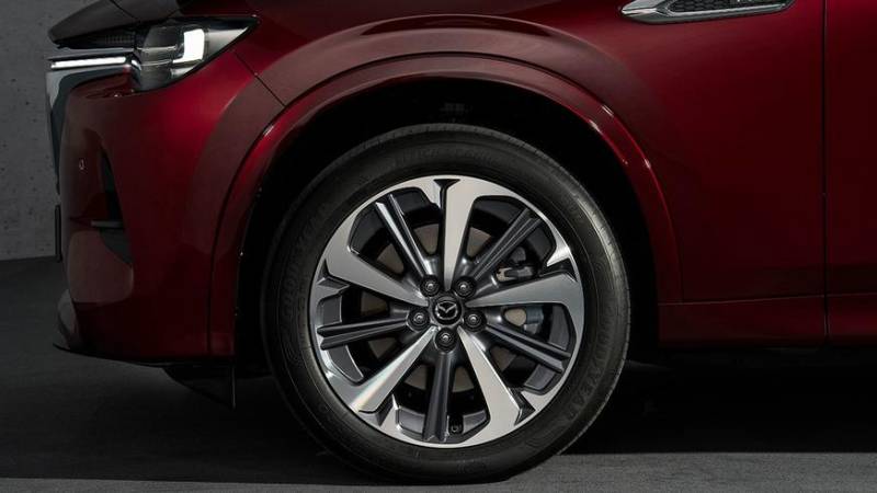 Mazda представила большой кроссовер CX-80