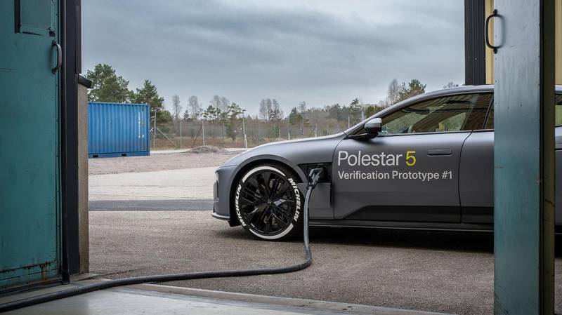 Polestar показала электрокар, заряжающийся за 10 минут