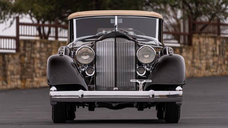 Раритетный Packard V12 на торгах в США