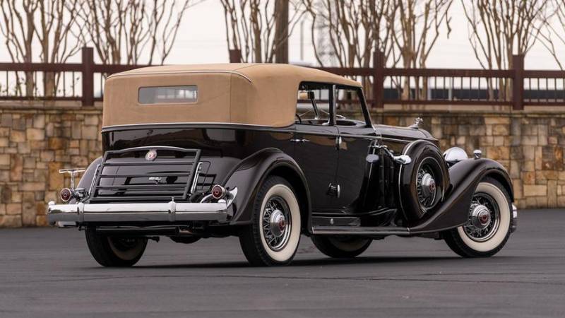 Раритетный Packard V12 на торгах в США