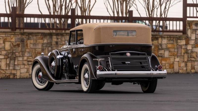 Раритетный Packard V12 на торгах в США