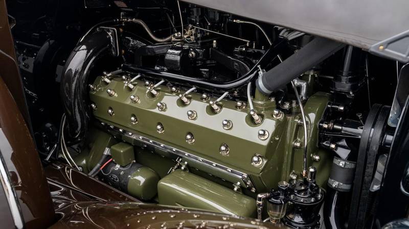 Раритетный Packard V12 на торгах в США