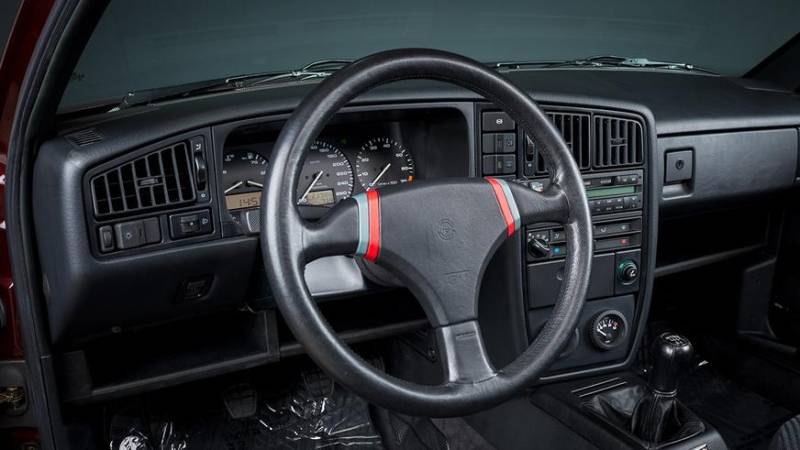 В США на торгах появился Volkswagen Corrado с небольшим пробегом