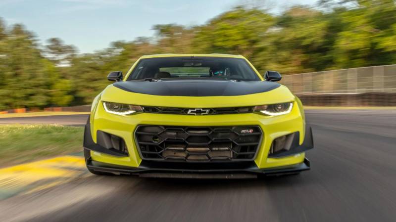 Новый Chevrolet Camaro может стать электрическим седаном