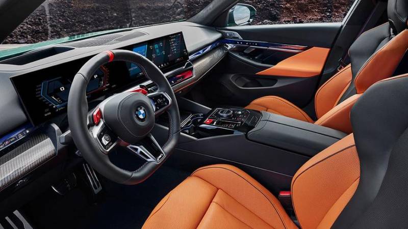 Новая BMW M5 оказалась медленнее предыдущей