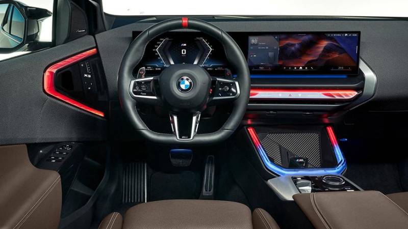 У BMW вышло новое поколение X3: электрификация и экраны