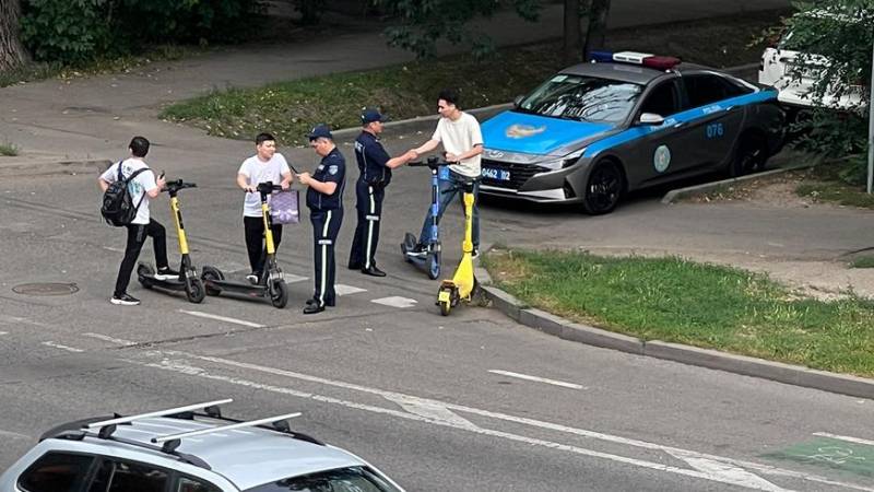 На электросамокатах без прав, шлема и ограничений по возрасту. В каких случаях это возможно?