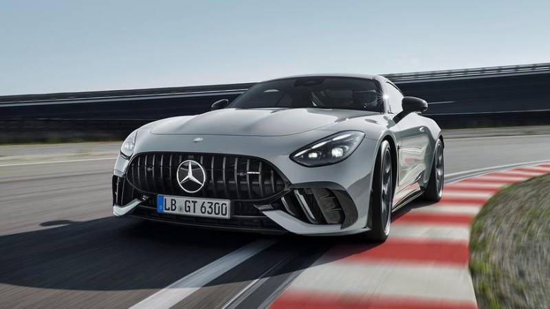 У Mercedes-AMG GT 63 появилась версия Pro