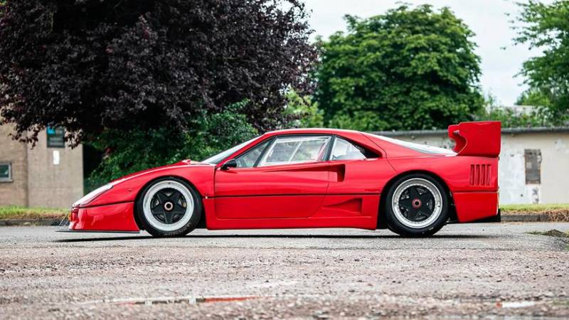 Уникальную F40 продают недорого, но это не совсем Ferrari