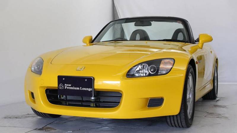 Honda S2000 в новом состоянии найдена в продаже за 120 000 долларов