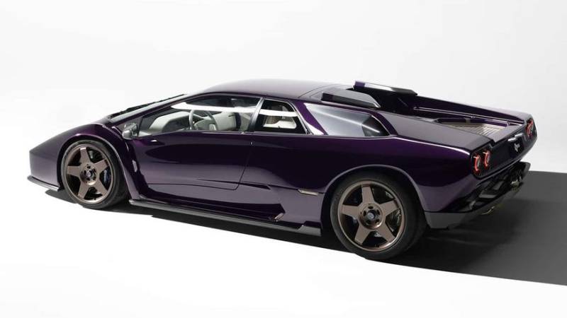 Lamborghini Diablo превратили в рестомод