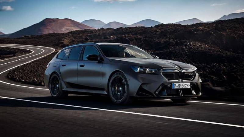 Новый BMW M5 получил версию Touring