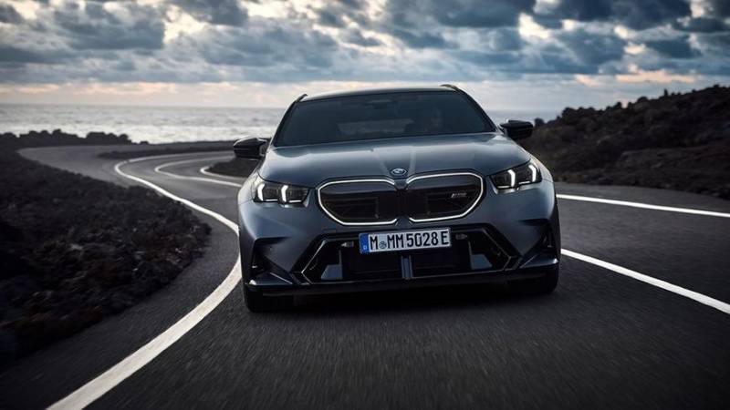 Новый BMW M5 получил версию Touring