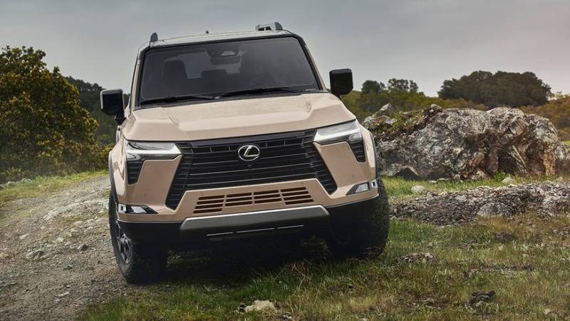 Новый Lexus GX сменил прежний в Казахстане. За сколько его продают?