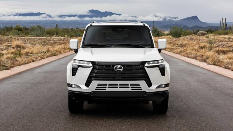 Новый Lexus GX сменил прежний в Казахстане. За сколько его продают?