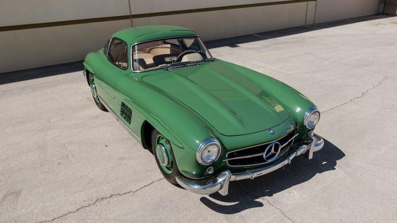 Уникальный 300SL Gullwing пустят с молотка