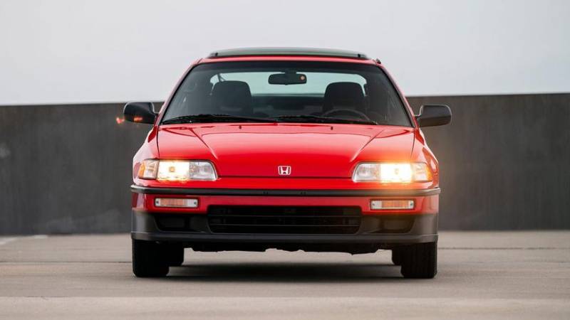 В США нашли и выставили на продажу Honda CRX c небольшим пробегом