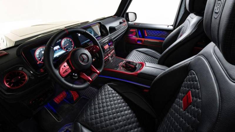 Brabus выставил на продажу 900-сильный пикап на базе «Гелендвагена»