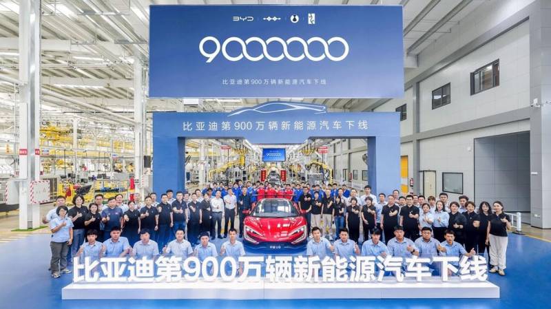 BYD выпустила 9 млн электромобилей и гибридов