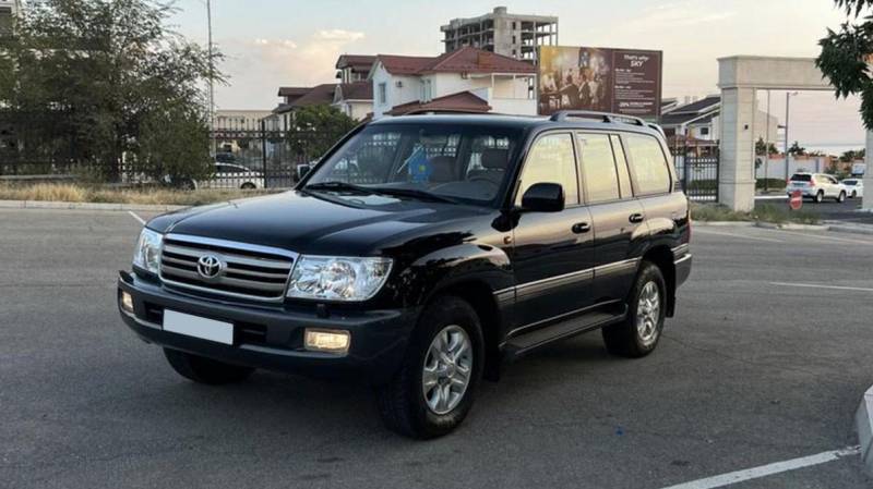 Land Cruiser 100 c мизерным пробегом продают на Kolesa.kz