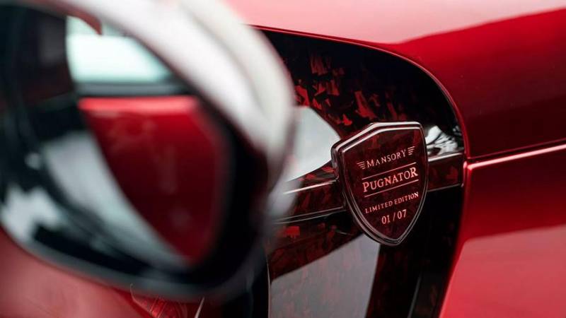 Mansory представила кроссовер Ferrari на стероидах