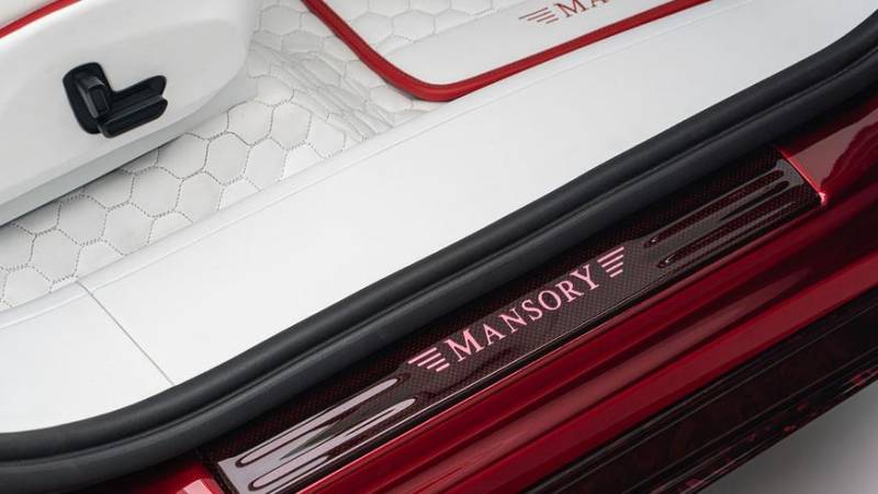 Mansory представила кроссовер Ferrari на стероидах