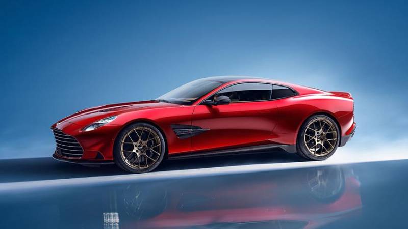 Новый флагман Aston Martin стал самым мощным в истории