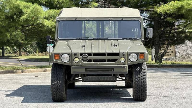 Военный Toyota Mega Cruiser пустят с молотка в США