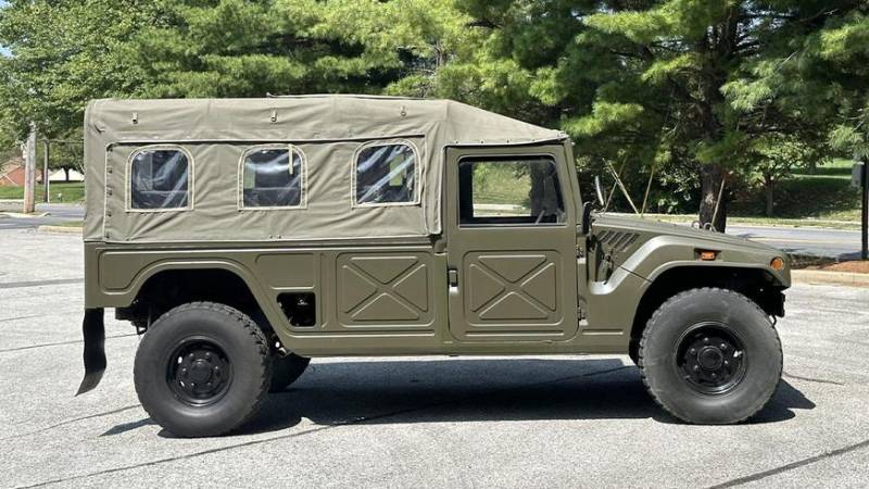 Военный Toyota Mega Cruiser пустят с молотка в США