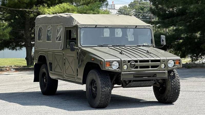 Военный Toyota Mega Cruiser пустят с молотка в США