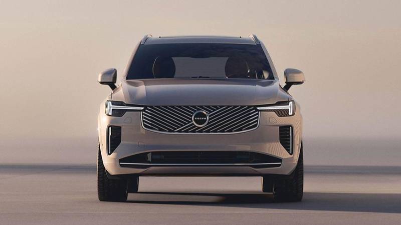 Volvo обновила кроссовер XC90 во второй раз