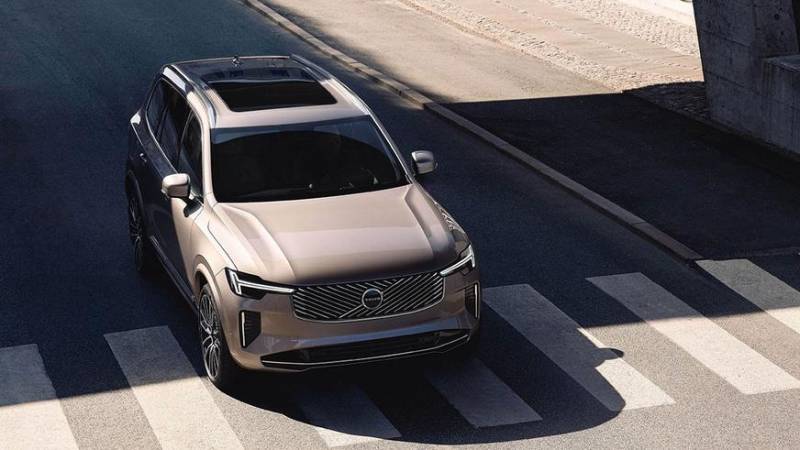 Volvo обновила кроссовер XC90 во второй раз