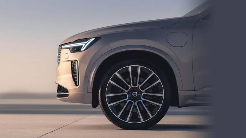 Volvo обновила кроссовер XC90 во второй раз