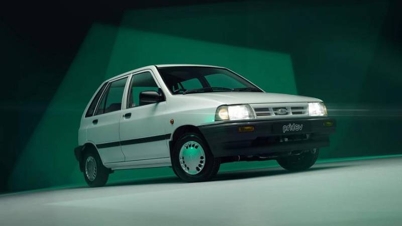 Бюджетный хетч Kia из 1990-х стал электрокаром с механикой