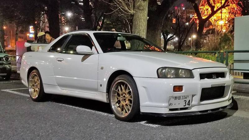 Из штаб-квартиры Nissan угнали редкий Skyline GT-R R32