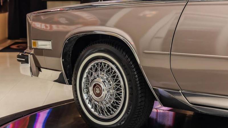 Cорокалетний Cadillac Eldorado с мизерным пробегом выставлен на продажу